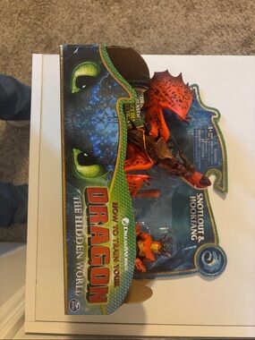 DreamWorks How to Train Your Dragon Snotlout & Hookfang - Orange & Red